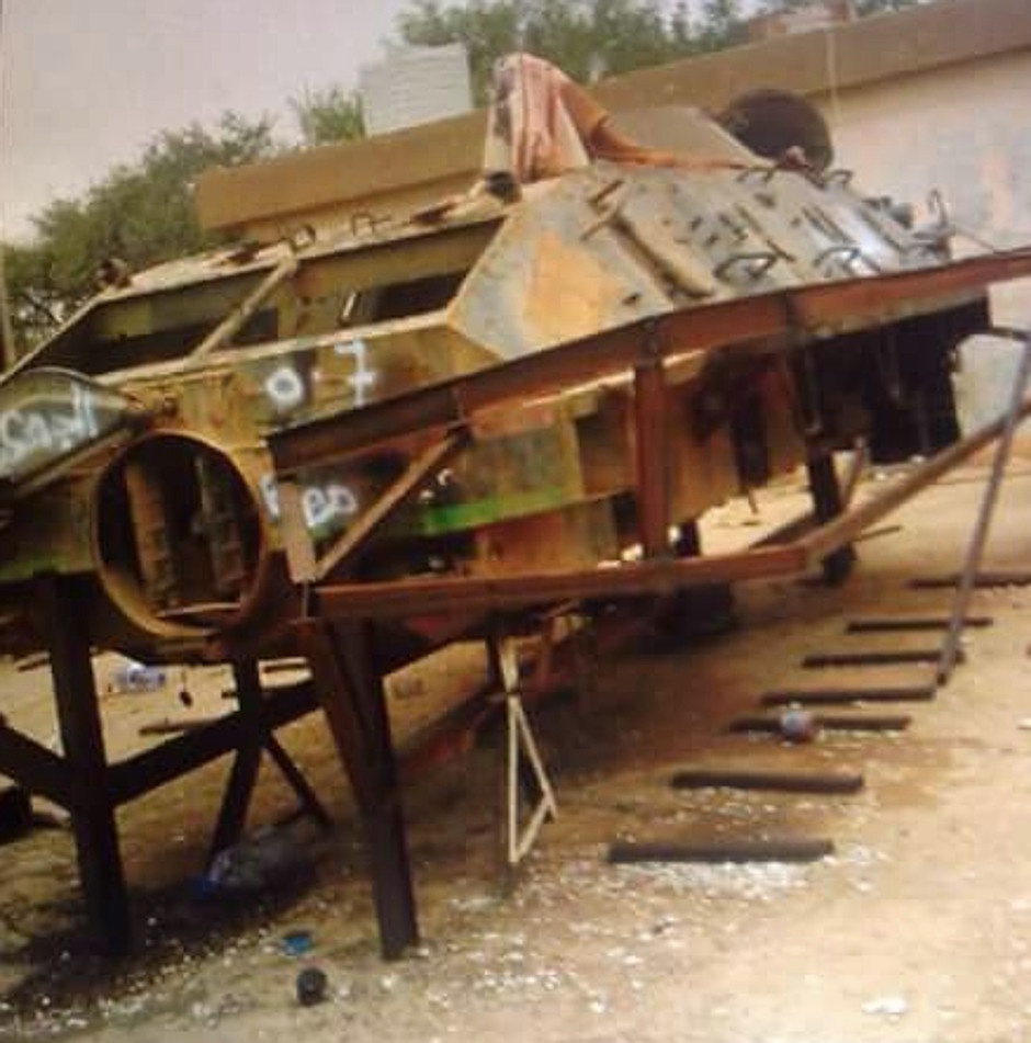 Improvised DIY gunboat in Libya