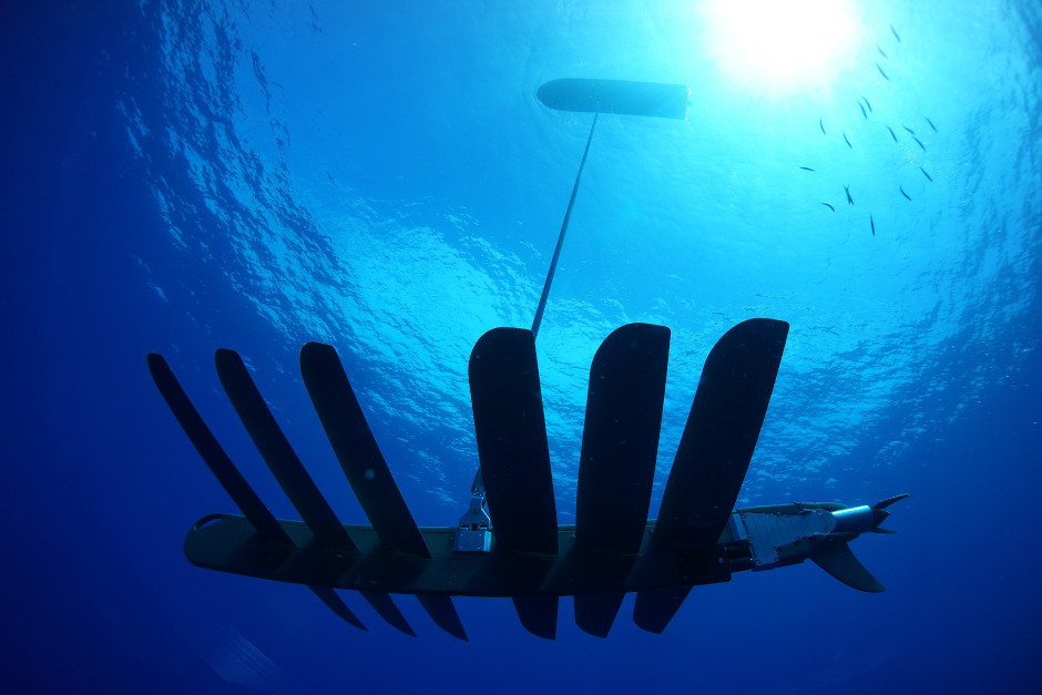 Unidentified Wave-Glider off USA Coast - Covert Shores